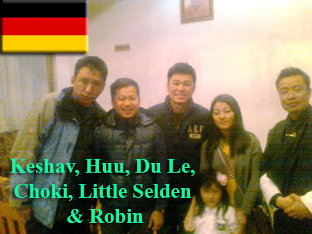 Le (center) and Huu (second from left) from Germany